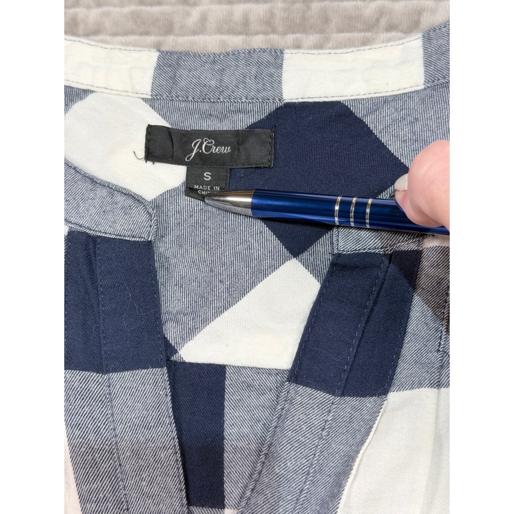 J.CREW Navy White Buffalo Plaid Cotton Popover Blouse Size Small - Picture 4 of 6